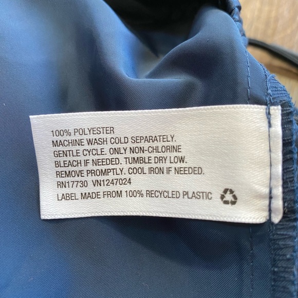 Closet clear out! Hunter for Target navy satin skirt M - Picture 7 of 7